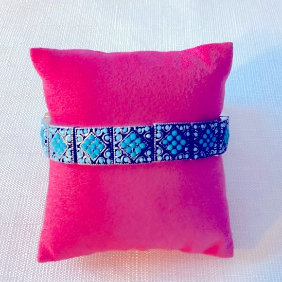 Oxidized Silver Stretch Bracelet - Picture 1 of 4